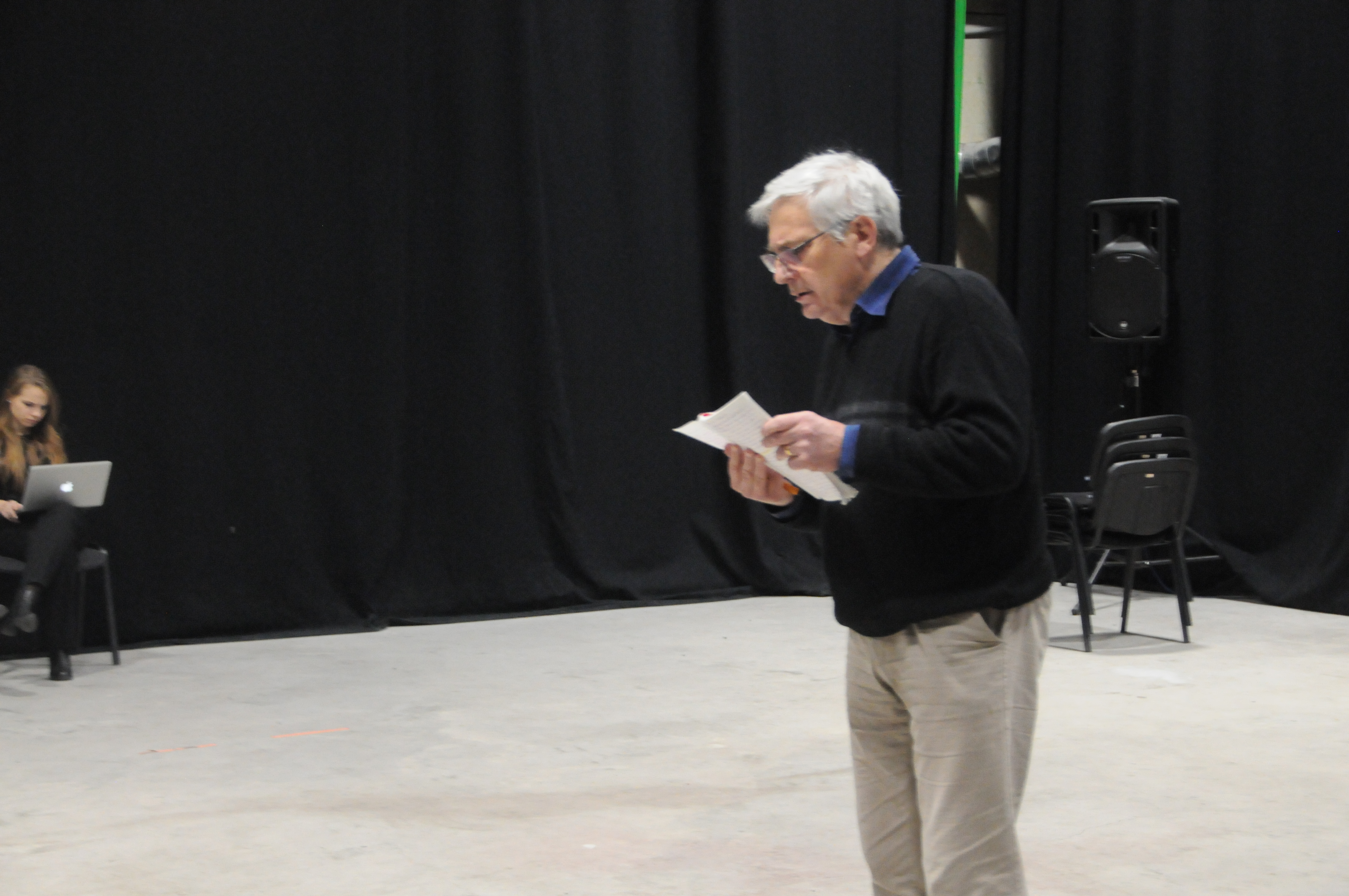 Patriss Pavī LKA konferences "Vēstures poētika un politika teātrī un kino" meistarklasēs // Foto – Aija Melbārde